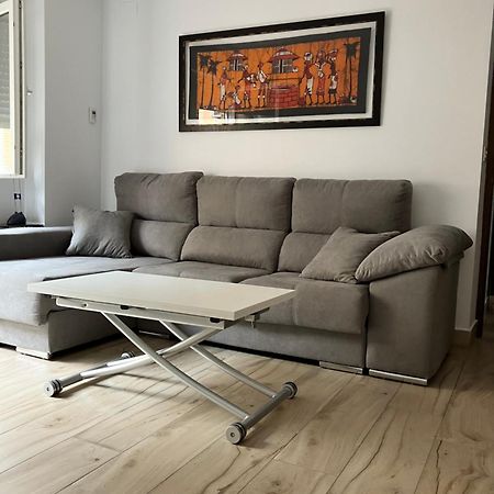 Apartamento En Camino De Ronda De Dos Habitaciones Y Salon غرناطة المظهر الخارجي الصورة