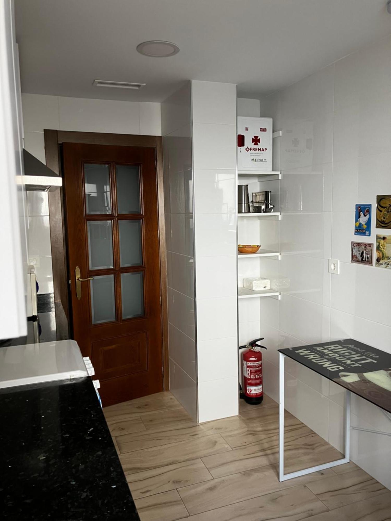 Apartamento En Camino De Ronda De Dos Habitaciones Y Salon غرناطة المظهر الخارجي الصورة