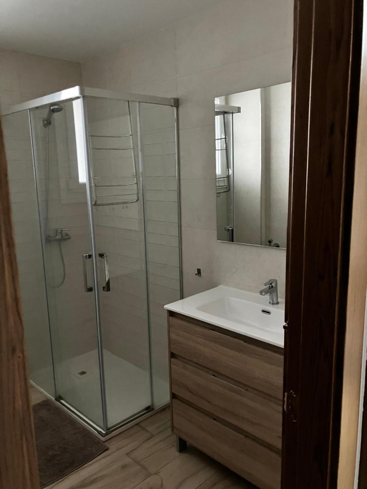 Apartamento En Camino De Ronda De Dos Habitaciones Y Salon غرناطة المظهر الخارجي الصورة